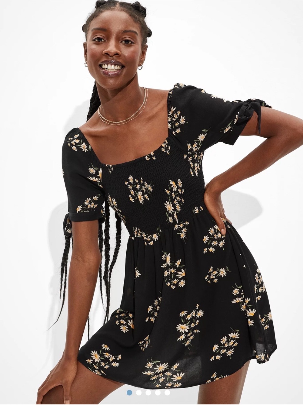 American Eagle smocked floral mini dress 🌼
